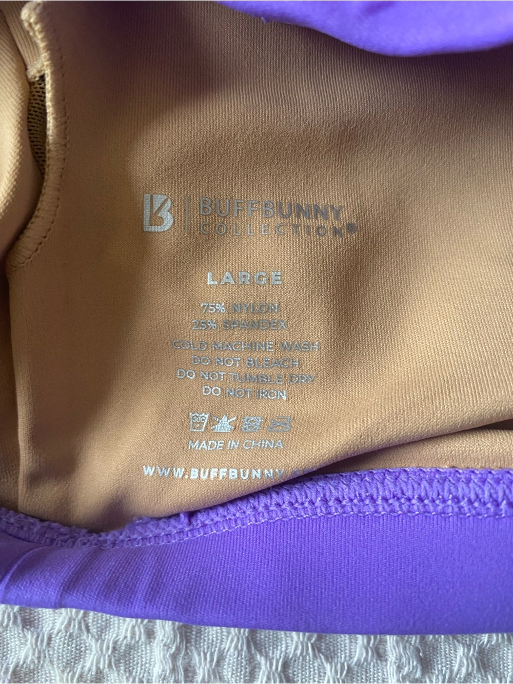 Buffbunny Sports bra - Picture 4 of 4